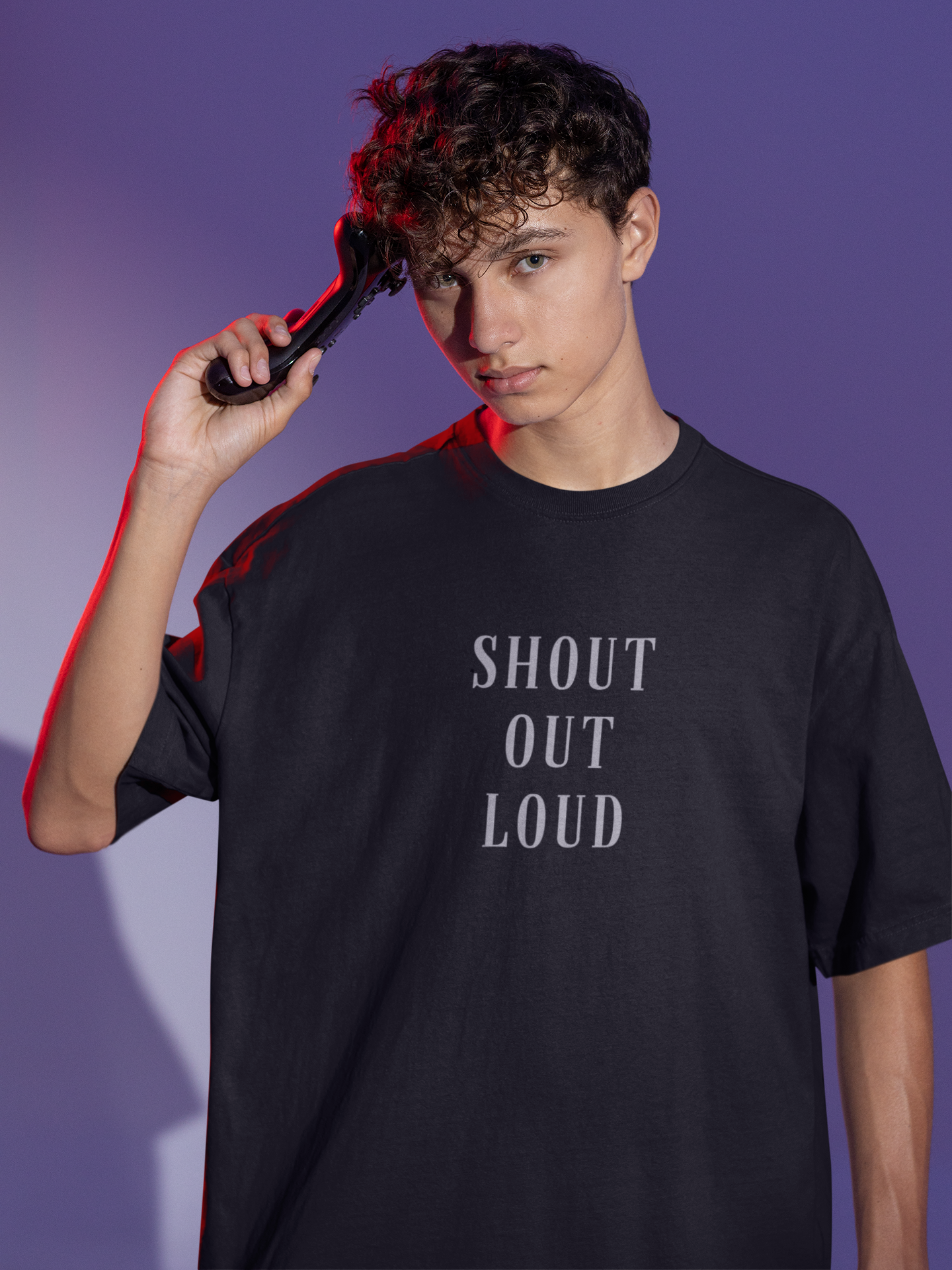 SHOUT OUT LOUD OVERSIZED T-SHIRT
