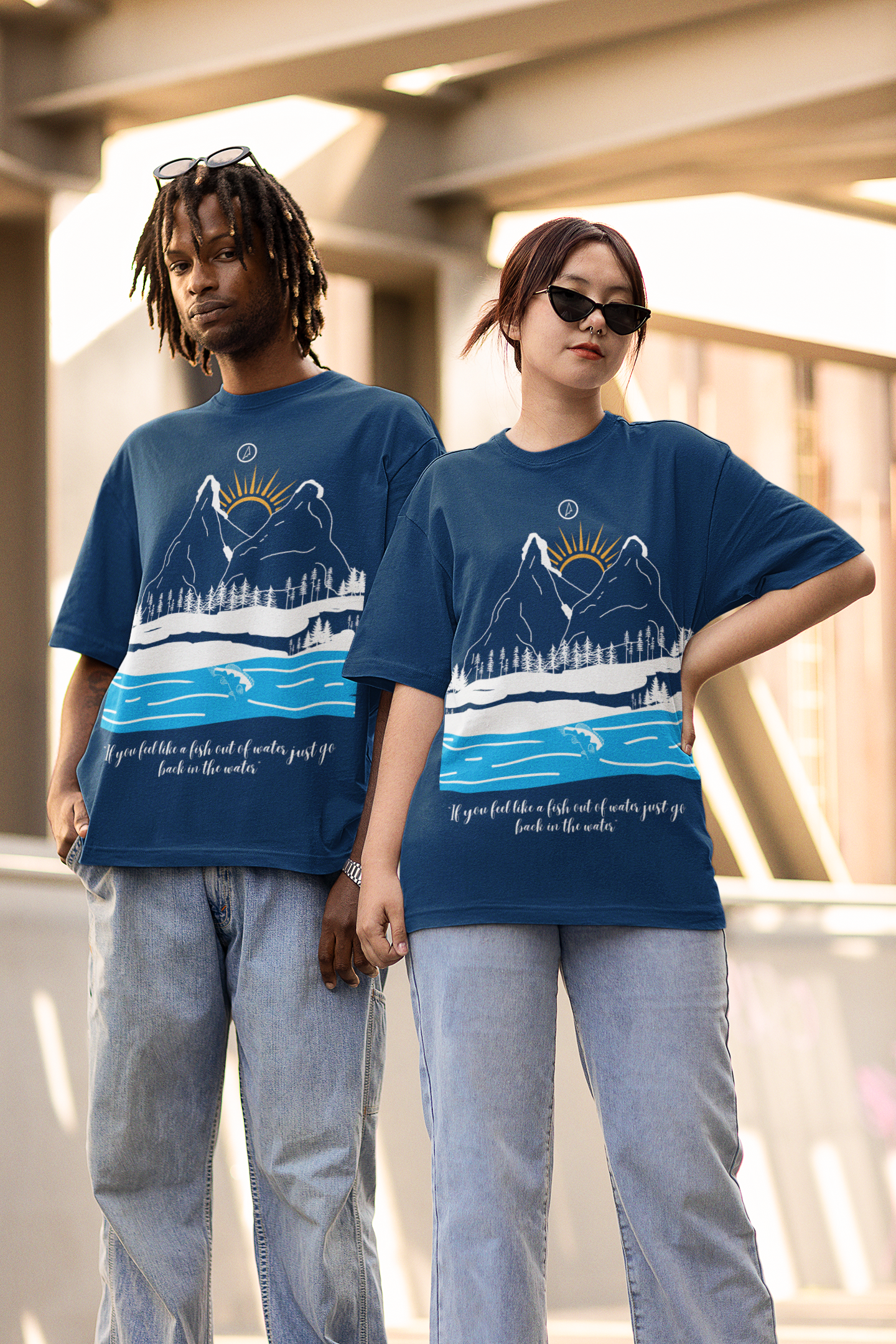 MOUNTAINS NAVY BLUE OVERSIZED TSHIRT