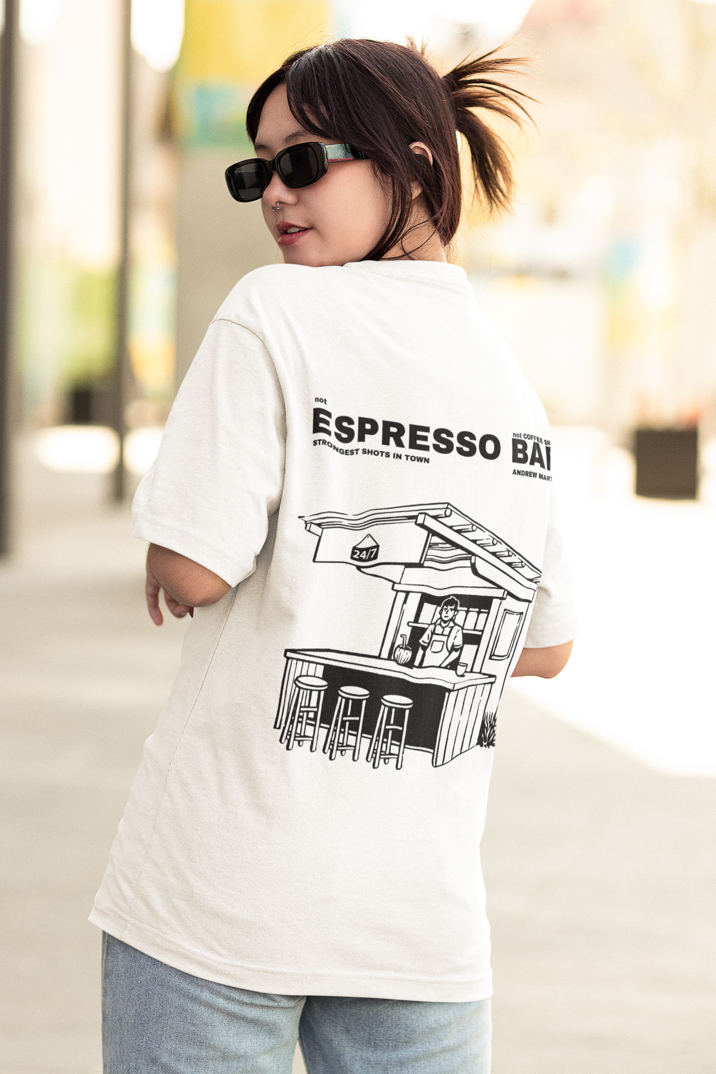 ESPRESSO BAR WHITE OVERSIZED TSHIRT
